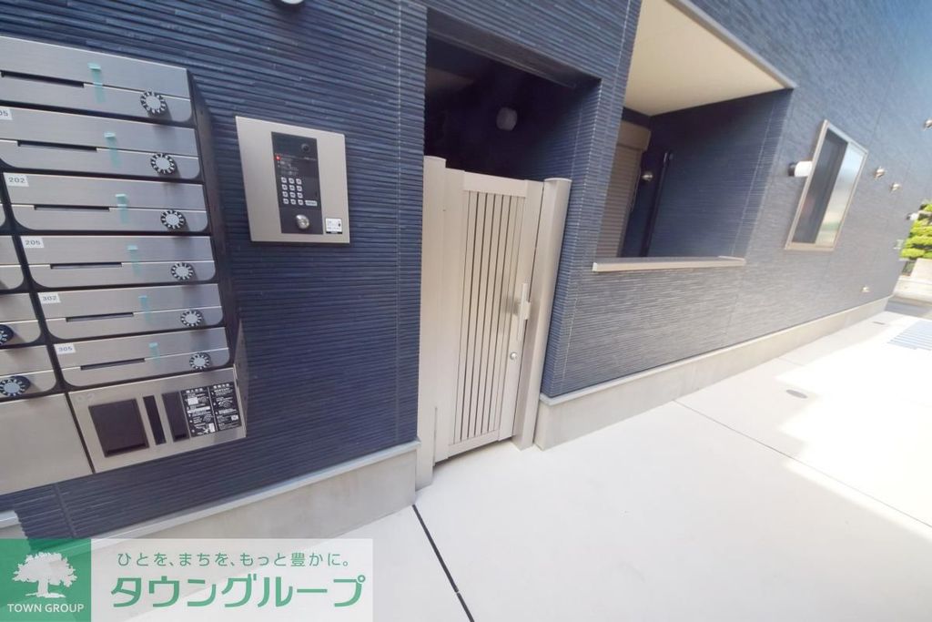 エントランス　エントランス