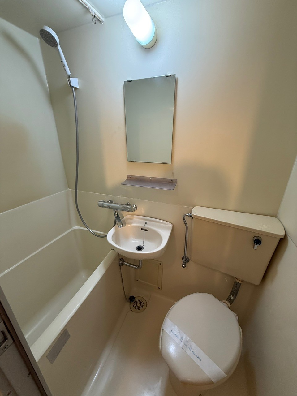 バス・シャワールーム　日々の疲れを癒すお風呂付です