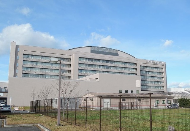 病院　八戸市民病院（病院）まで1600m