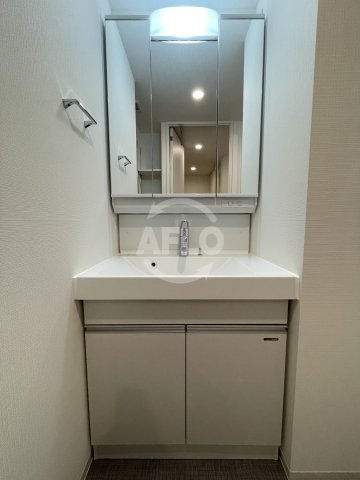 洗面設備　アーバネックス西本町　独立洗面化粧台