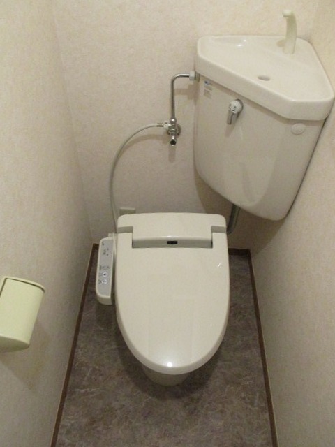 トイレ　★温水洗浄便座★