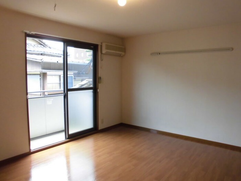 居室・リビング　図面と現状に相違がある場合には現状を優先