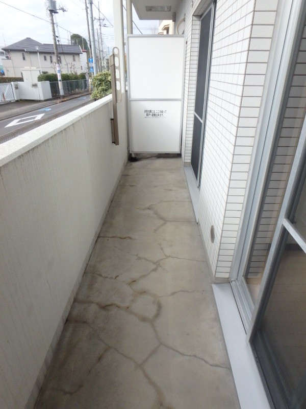 バルコニー　図面と現状に相違がある場合には現状を優先