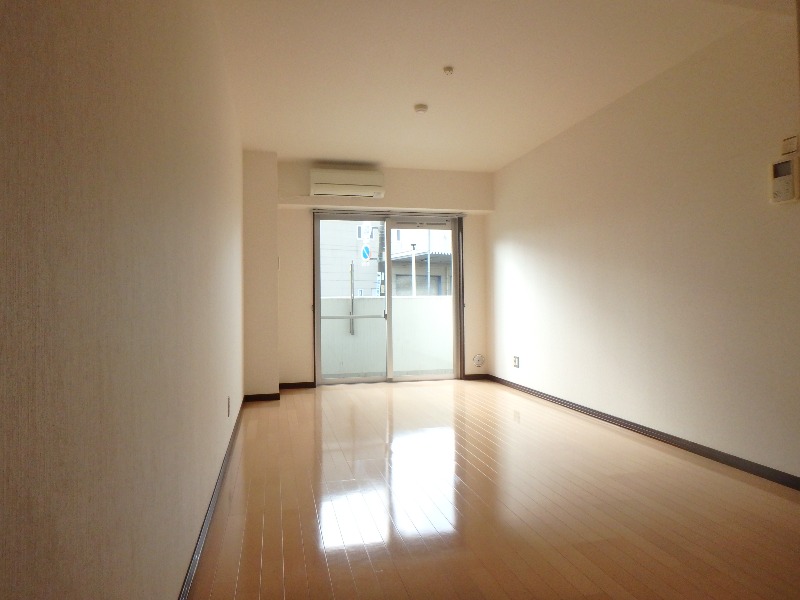 居室・リビング　図面と現状に相違がある場合には現状を優先