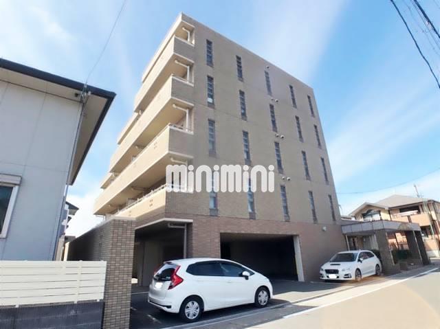 建物外観　タイル張りでお洒落ですよ。