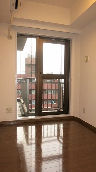 バルコニー　バルコニーがあります