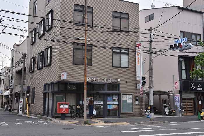 郵便局　京都西院郵便局（郵便局）まで215m