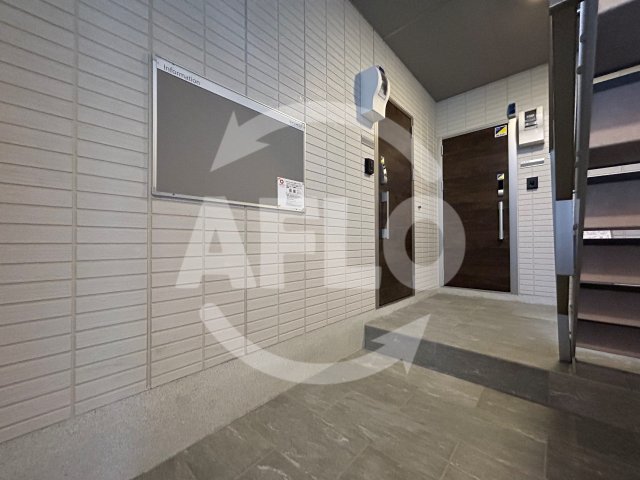 ロビー　クラシスト長吉　ロビー