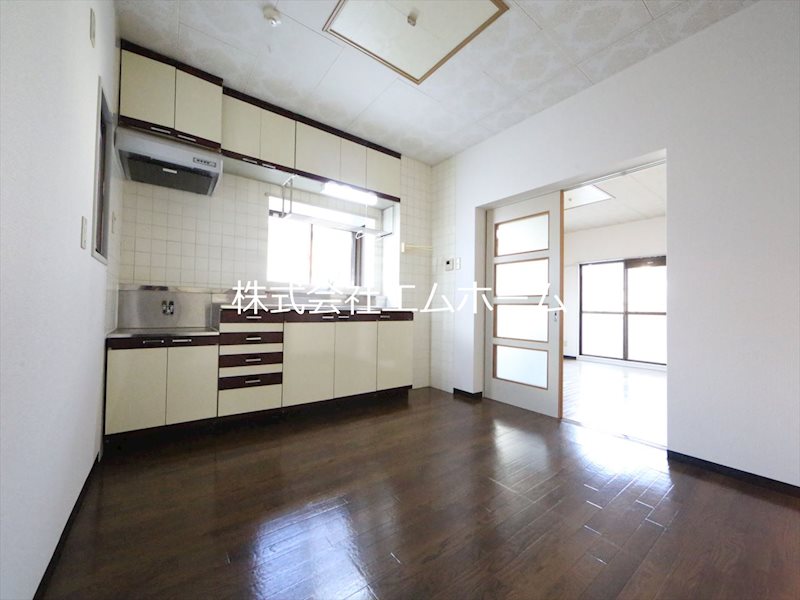 その他設備　DK7帖　角部屋　窓付（換気良好）