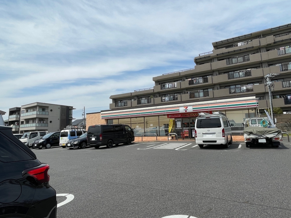 コンビニ　セブンイレブン 名古屋元植田２丁目店（コンビニ）まで334m