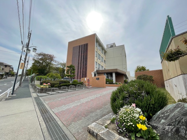 中学校　名古屋市立植田中学校（中学校）まで217m
