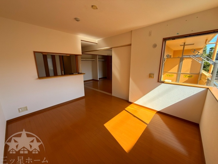 居室・リビング　使いやすい居間です