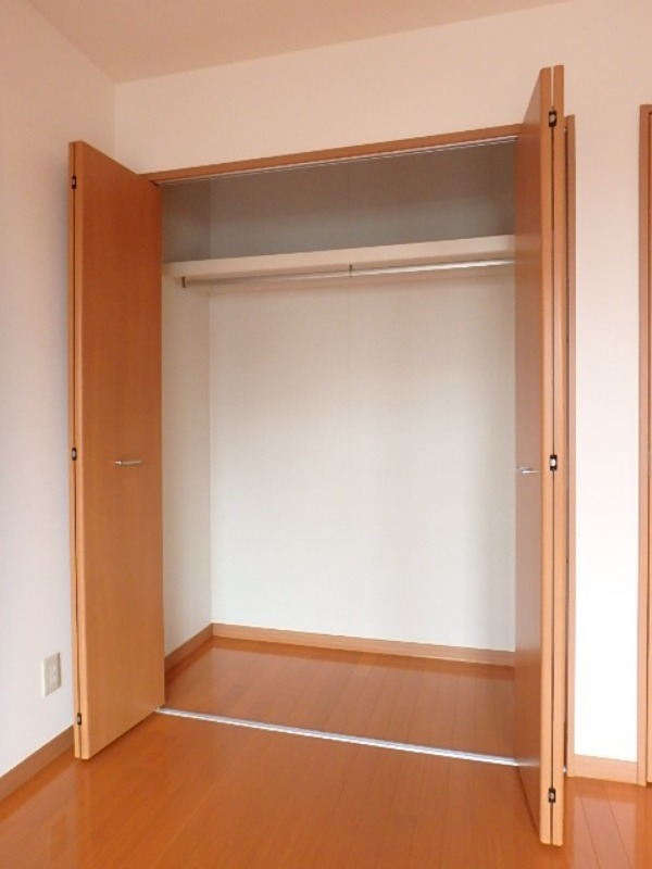 収納　図面と現状に相違がある場合には現状を優先