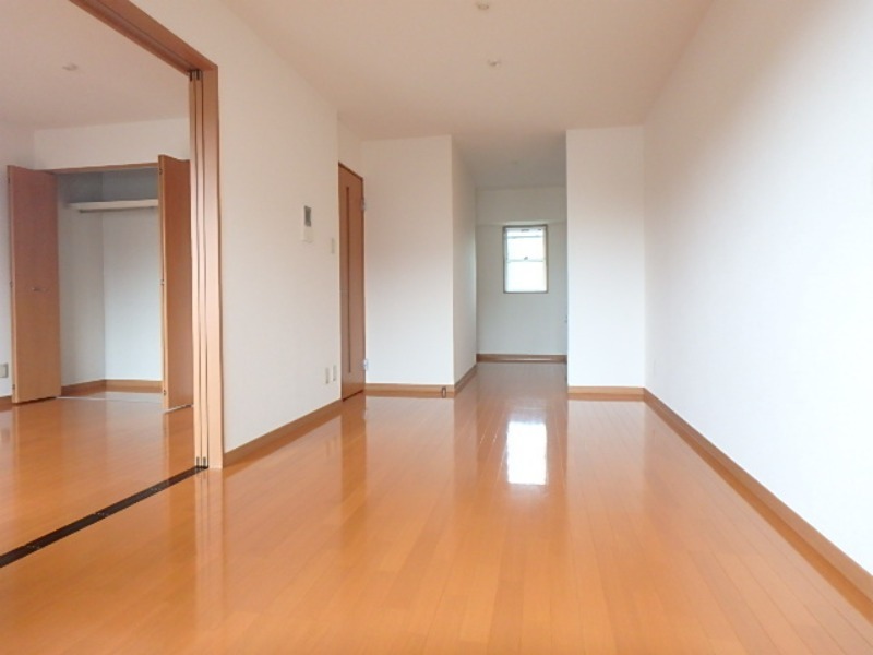 居室・リビング　図面と現状に相違がある場合には現状を優先