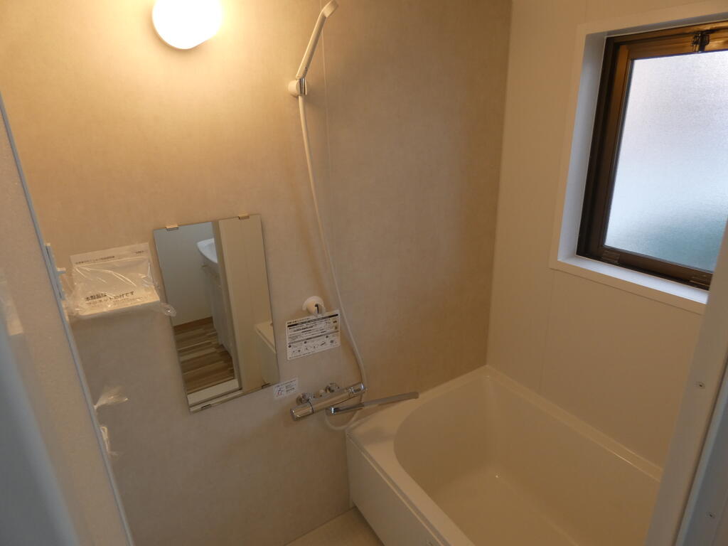 バス・シャワールーム　浴室