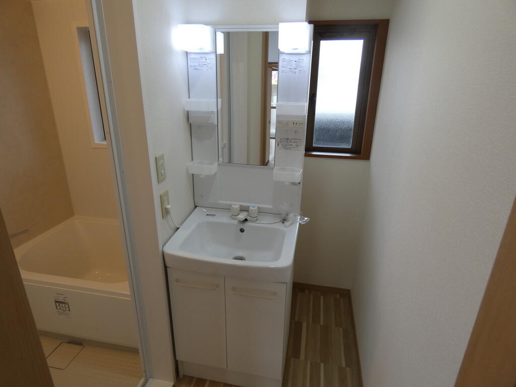 洗面設備　独立洗面化粧台