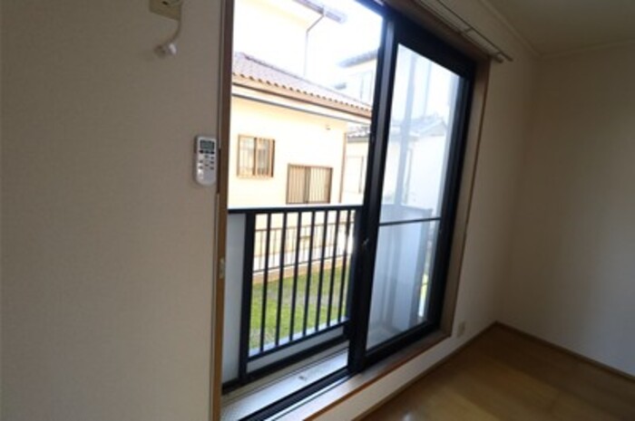 バルコニー　バルコニーからの眺めを楽しみながら食事をしませんか