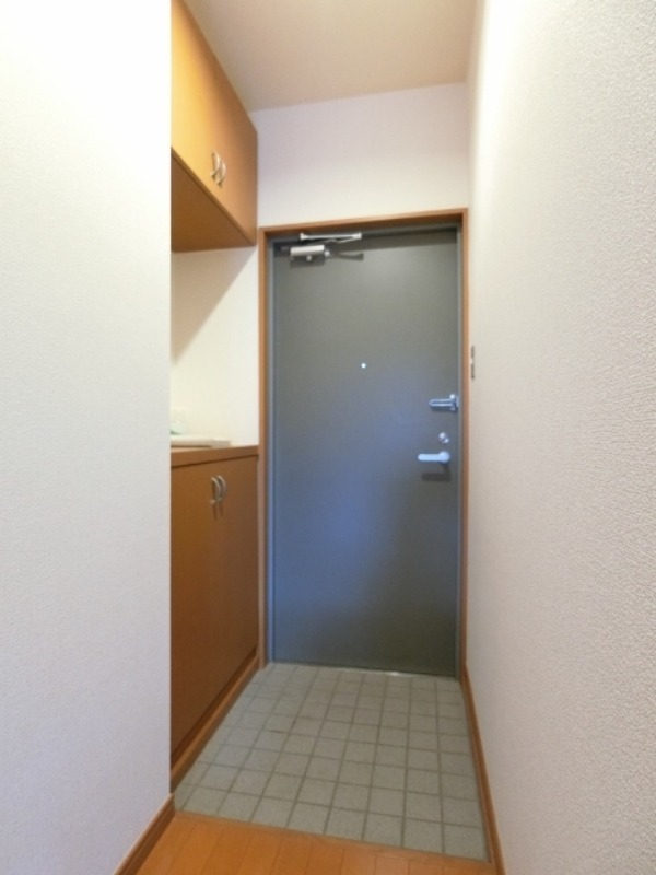 玄関　図面と現状に相違がある場合には現状を優先