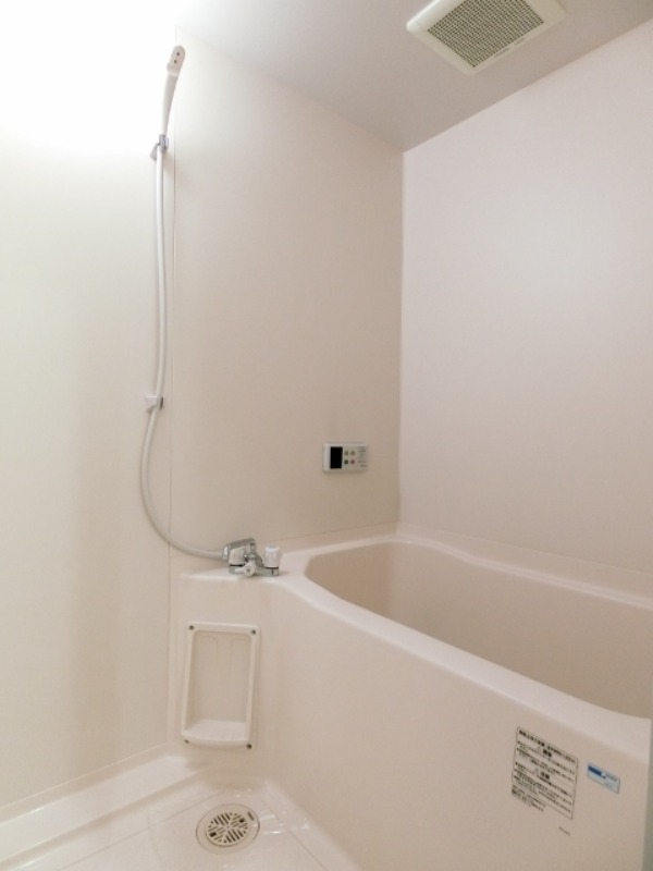 バス・シャワールーム　図面と現状に相違がある場合には現状を優先