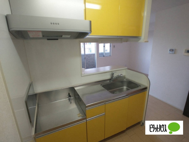 キッチン　カウンターキッチンで楽しくお料理できます