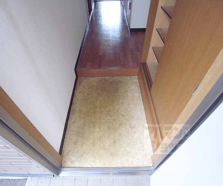 玄関　玄関です。