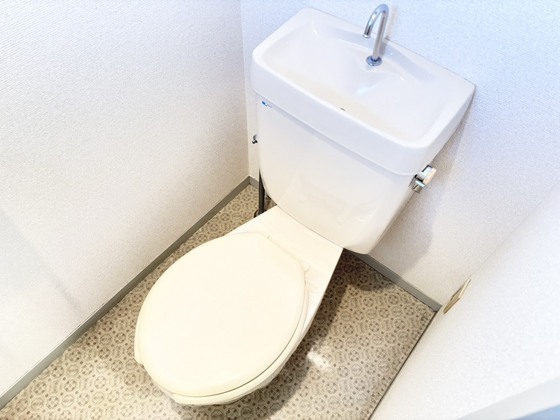 トイレ　トイレ