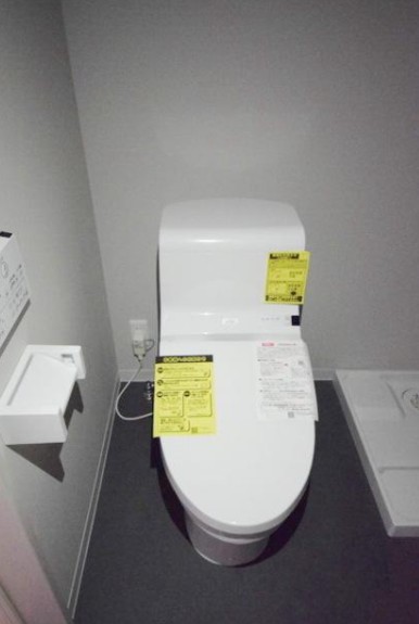 トイレ　※別部屋参考写真