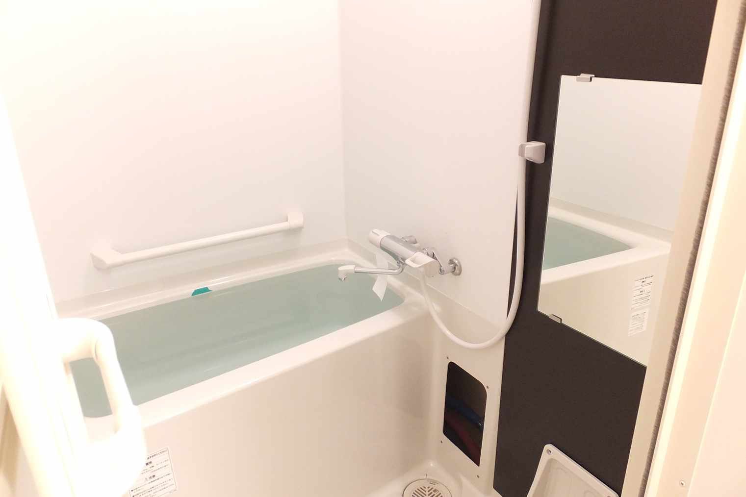 バス・シャワールーム　日々の疲れを癒すお風呂付です