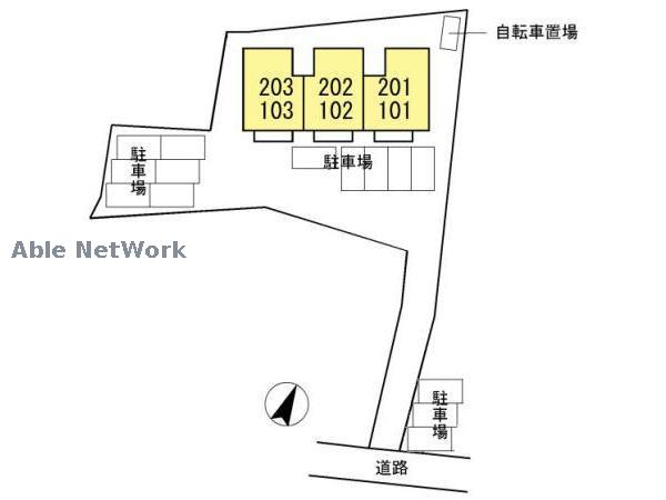 駐車場　駐車場