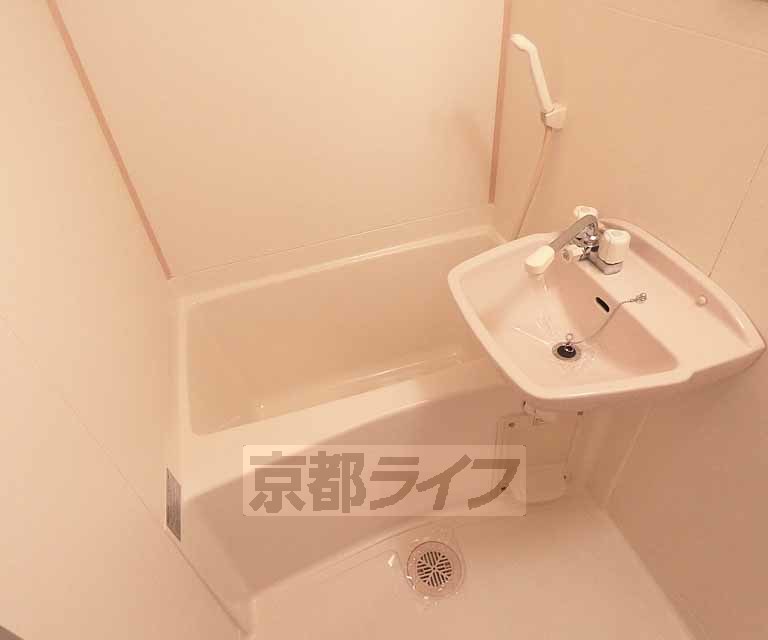 プレサンス京都駅前の風呂写真