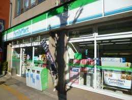 コンビニ　ファミリーマート 東日暮里六丁目店（コンビニ）まで189m