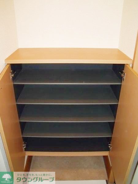 玄関　お部屋探しは【タウンハウジング千葉店】にお任せ下さい♪