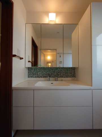 洗面設備　杉並区南荻窪１丁目戸建て