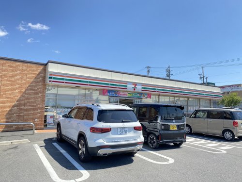 コンビニ　セブンイレブン 名古屋下志段味店（コンビニ）まで235m