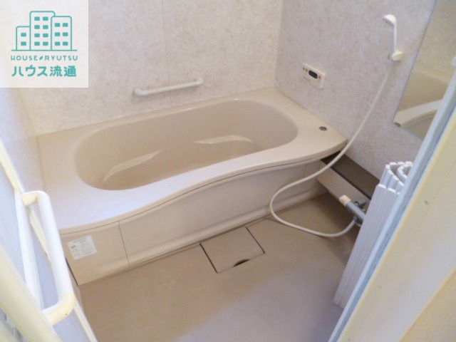 バス・シャワールーム　※別号室※