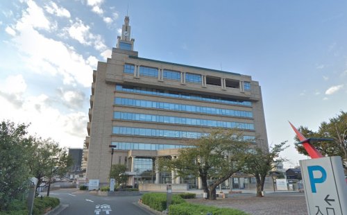 役所　藤井寺市役所（役所）まで587m