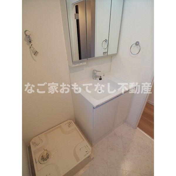 洗面設備　※写真は別号室