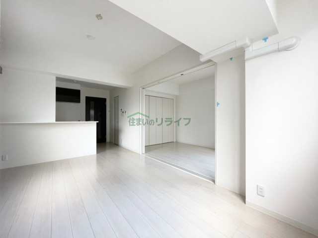 居室・リビング　ミラージュエヴァン