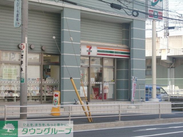 コンビニ　セブンイレブン（コンビニ）まで10m