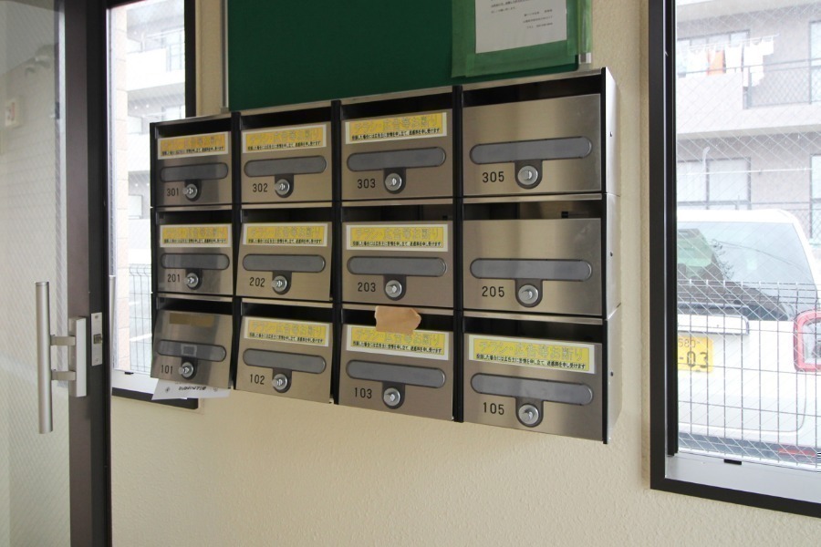 エントランス　集合ポスト