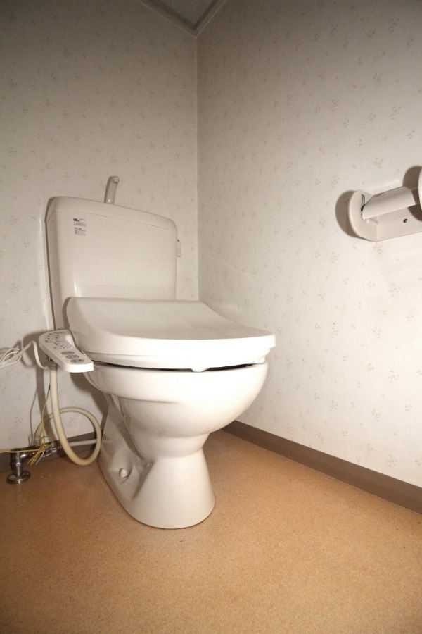 トイレ　トイレ温水洗浄便座