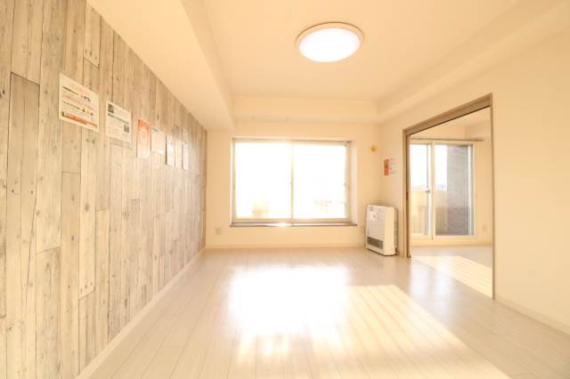 居室・リビング　日当たり良好リビング！