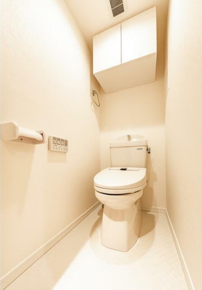 トイレ　別部屋参照