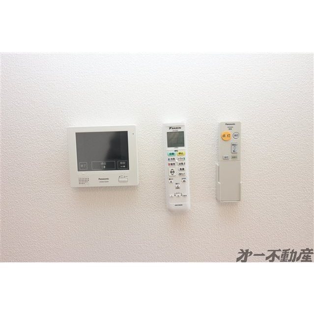 セキュリティ　モニター付きインターホン