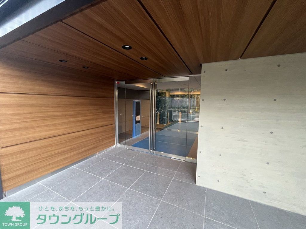 エントランス　エントランス