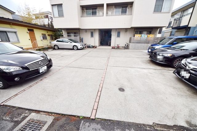 駐車場　★敷地内駐車場★