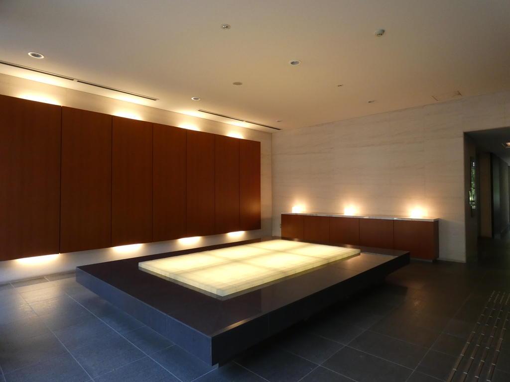 ロビー　ロビー