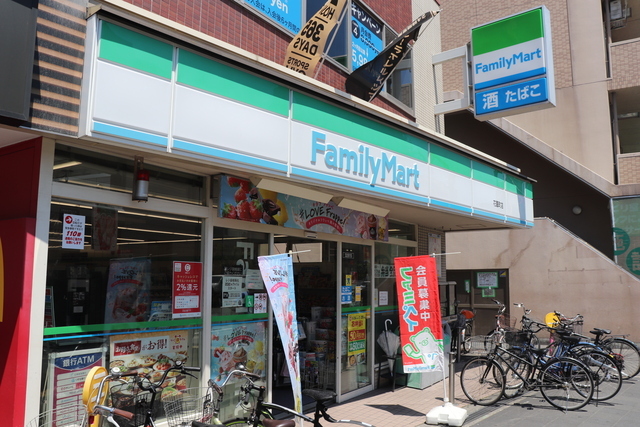 コンビニ　ファミリーマート　花園町（コンビニ）まで98m