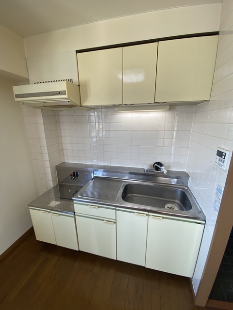 キッチン　調理スペースしっかりあります