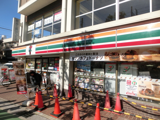 コンビニ　セブンイレブン市川行徳店（コンビニ）まで870m